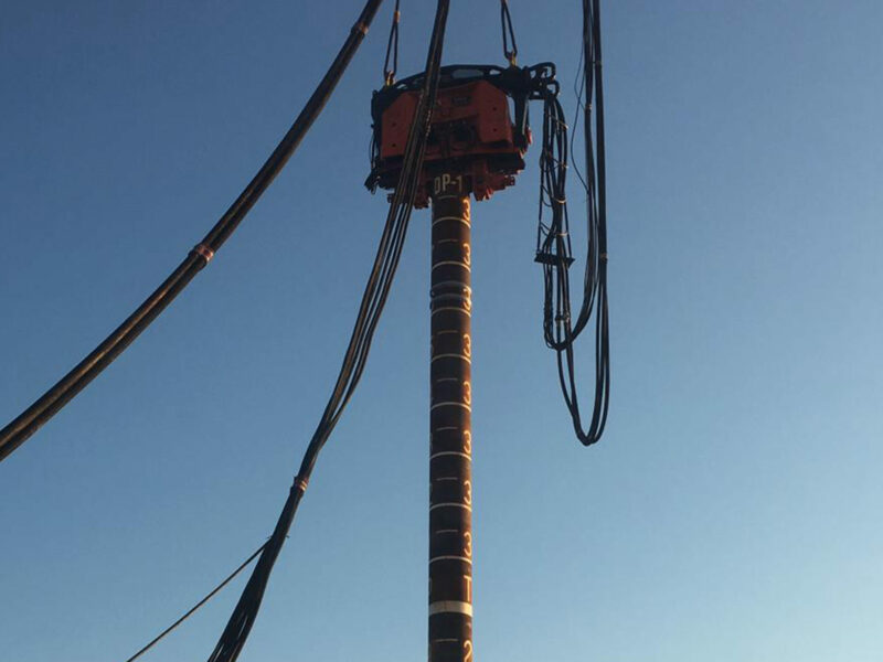 4 through leg pin piles for a wellhead platform CAPE Holland