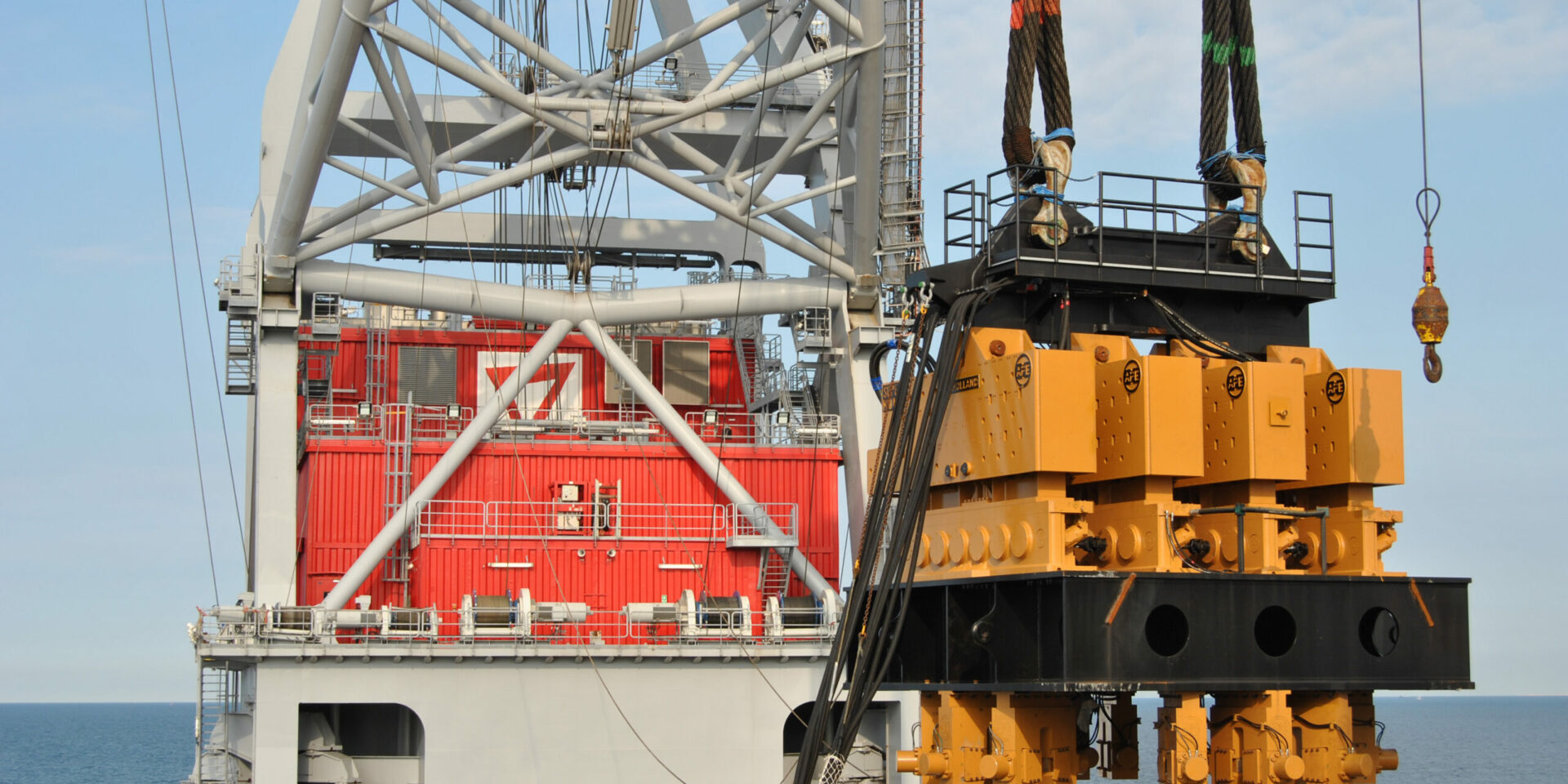 hero_desktop_2880x1620_P0219 – 30 monopiles for Riffgat Offshore Wind Park_3